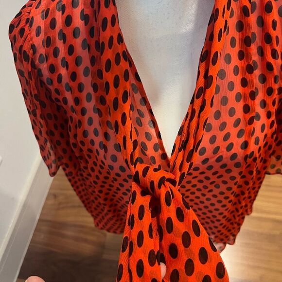 Diane vonFurstenberg blouse - Picture 6 of 9